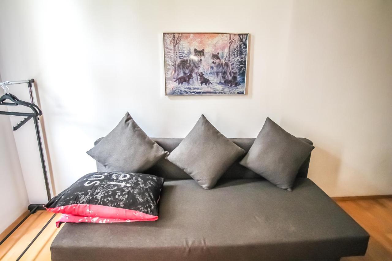 Private Room In Shared Apartment Pr6 Viena Exterior foto